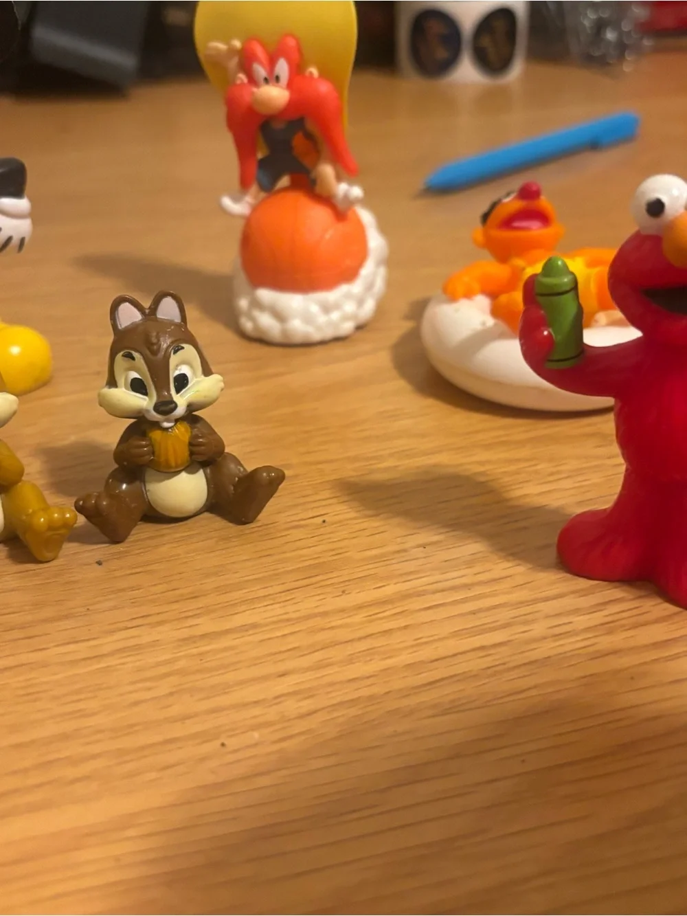 Disney Kids Figurine Set - Mickey, Donald, Chip & Dale - Multicolor
